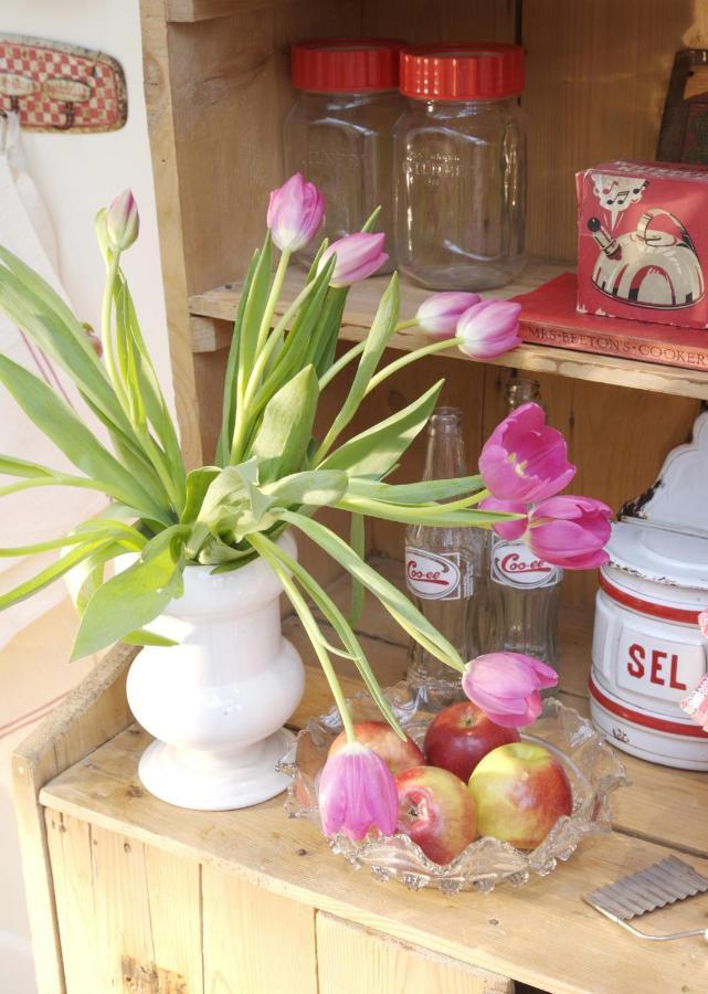 Fosse Farmhouse Holiday Cottages Chippenham  Esterno foto