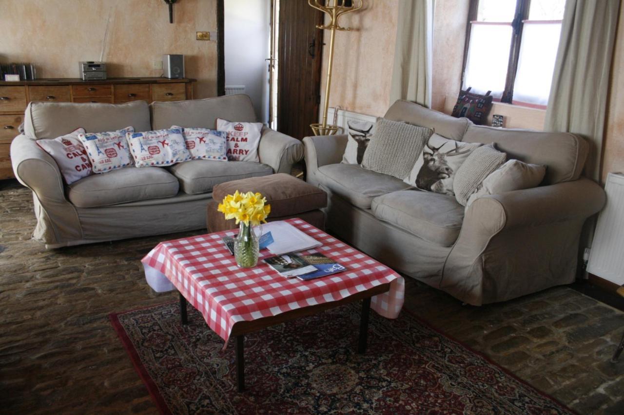 Fosse Farmhouse Holiday Cottages Chippenham  Esterno foto