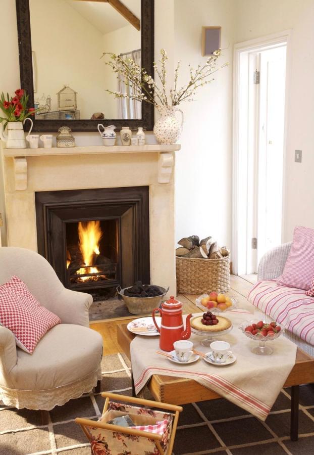 Fosse Farmhouse Holiday Cottages Chippenham  Esterno foto