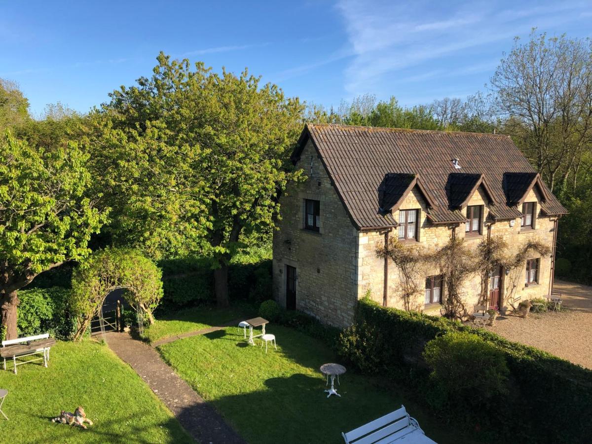 Fosse Farmhouse Holiday Cottages Chippenham  Esterno foto